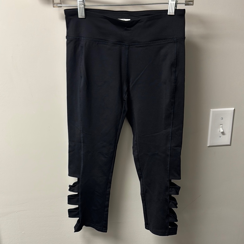 Black strappy Capri yoga pants
